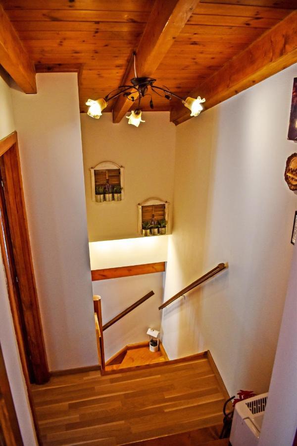Marilou'S Cottage Ágios Matthaíos Екстериор снимка