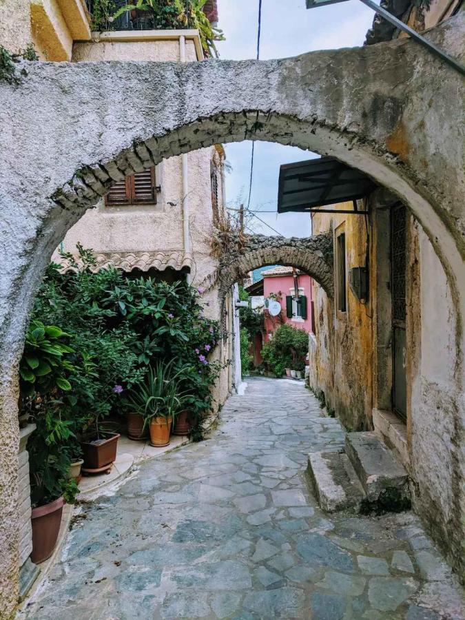 Marilou'S Cottage Ágios Matthaíos Екстериор снимка